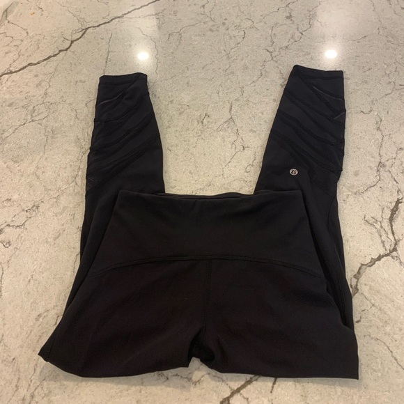 Lululemon Luxtreme Motionful 25” Hi Rise Leggings - Picture 6 of 12
